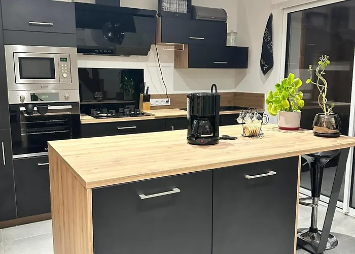 Maison Spacieuse Pres De La Loire *