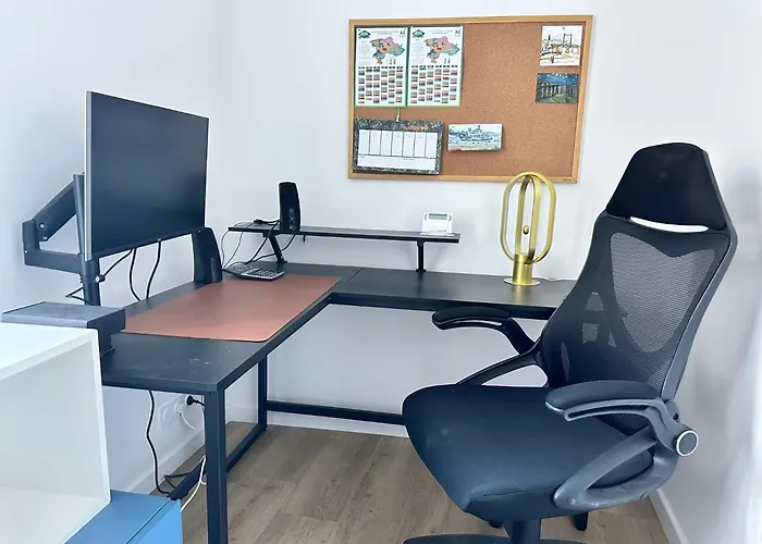 Maison Spacieuse Pres De La Loire *